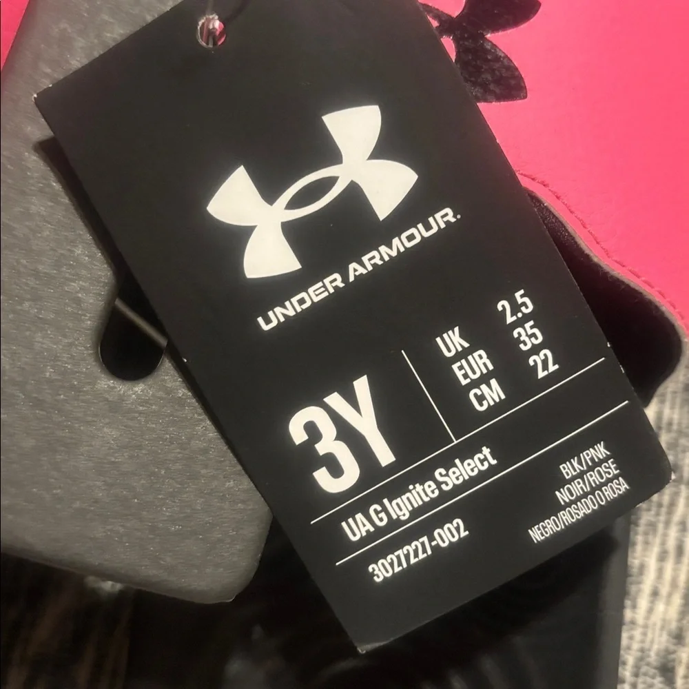 Brand New Under Armour Ignite Select Black and Pink Slides size 3Y - Picture 2 of 2
